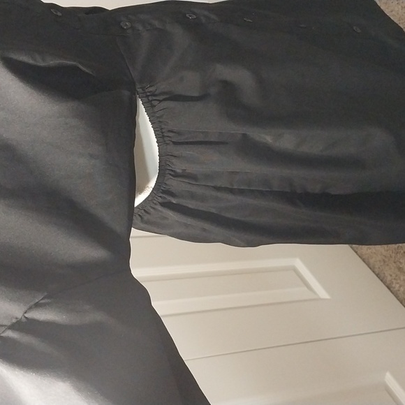 Peekaboo dress - Picture 2 of 7